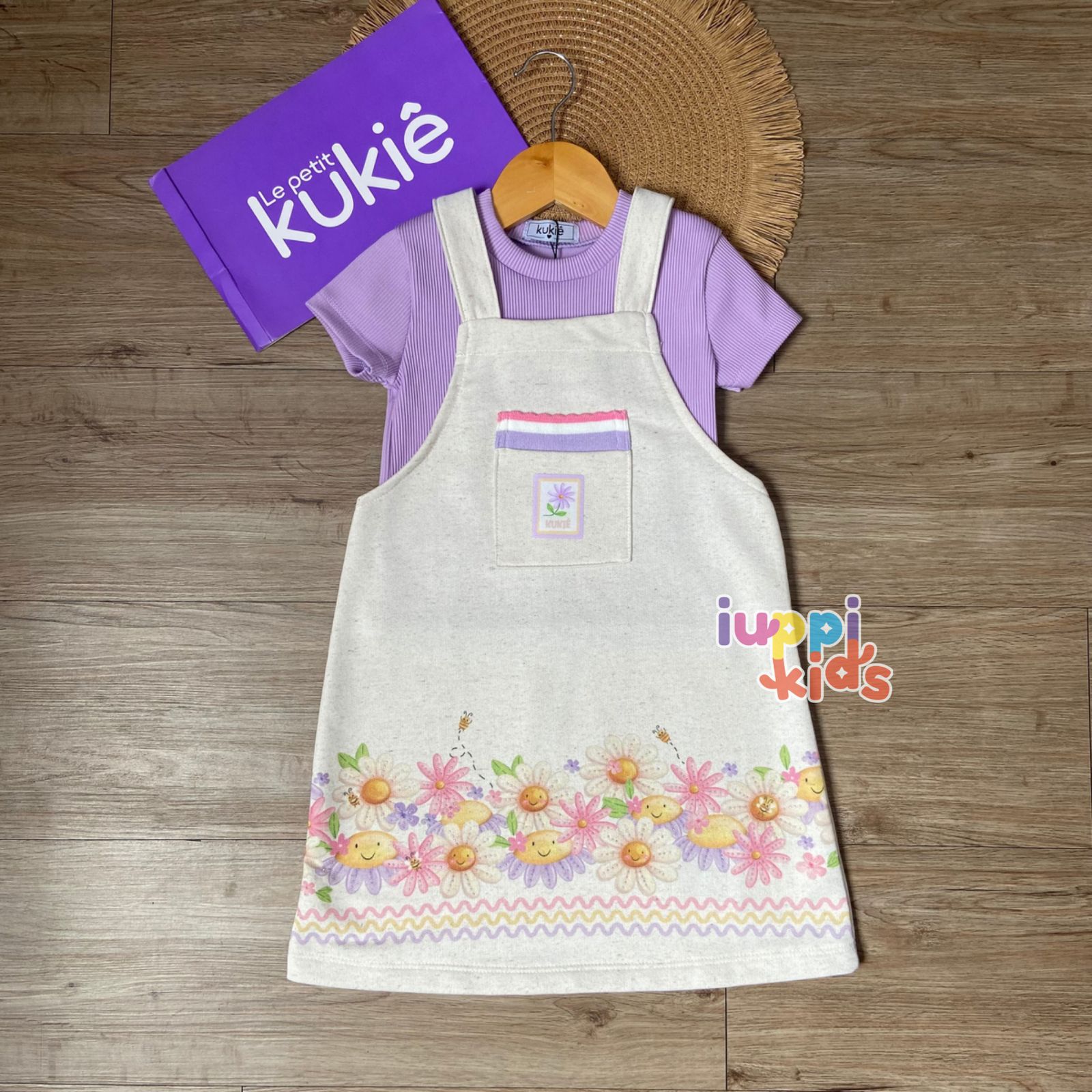 CONJUNTO KUKIE BLUSA E SALOPETE FLORZINHAS