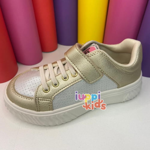 TENIS WORLD COLORS LPS FUN DOURADO