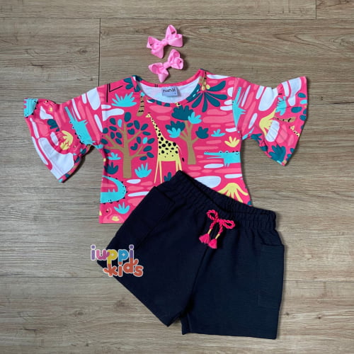 CONJUNTO NANAI FLORESTA BLUSA E SHORTS